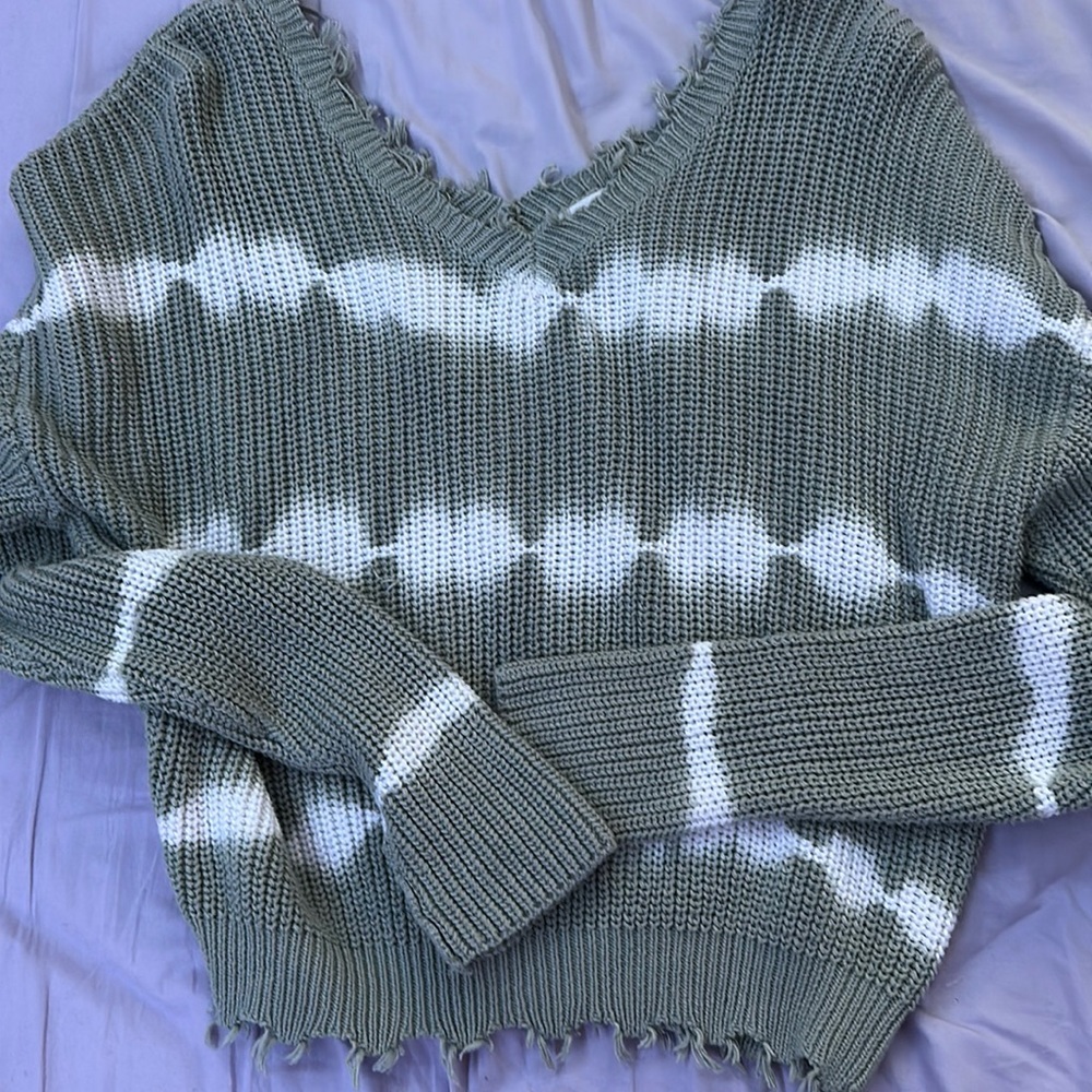 size medium sweater